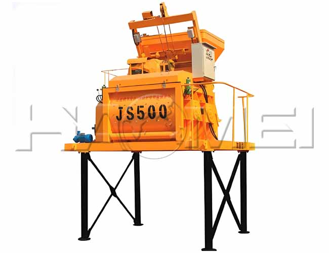 تم شحن خلاطة خرسانة صغيرة من طراز JS500 إلى المملكة العربية السعودية